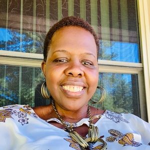 Meet your Posher, Tomeka